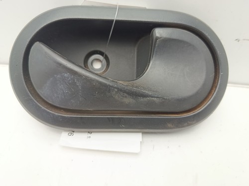 8200733847 front inner door