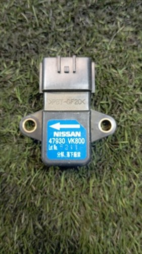 47930vk800 fuse relay - 47930vk800, box
