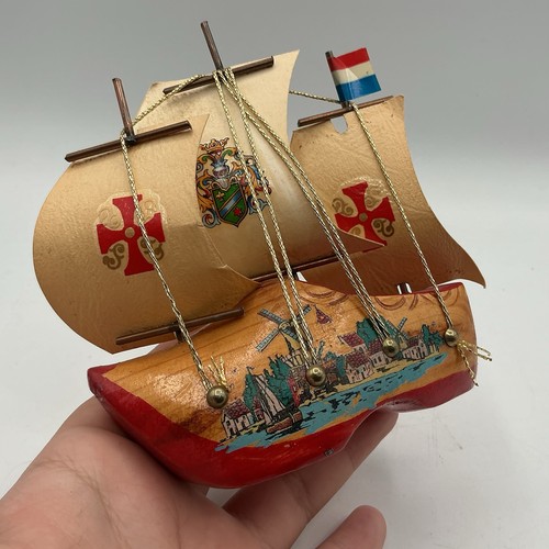 Miniature wood clog sailing - miniature,