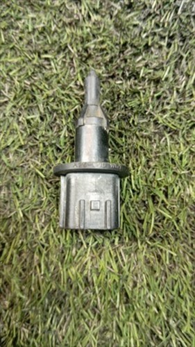 50123 fuse relay box nissan - fuse,